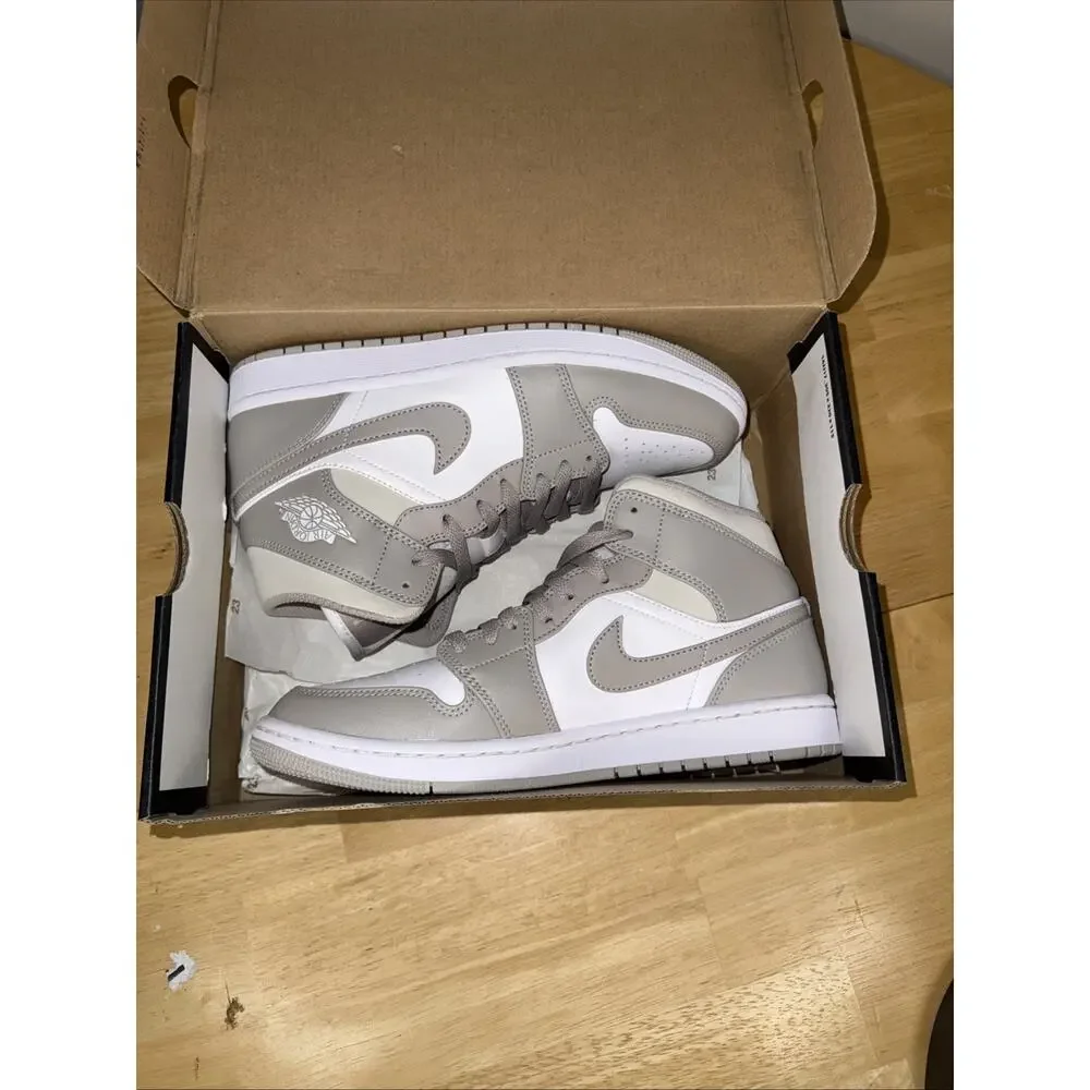 Size 8 - Jordan 1 Mid College Grey - 554724082 lightly used/ OG BOX